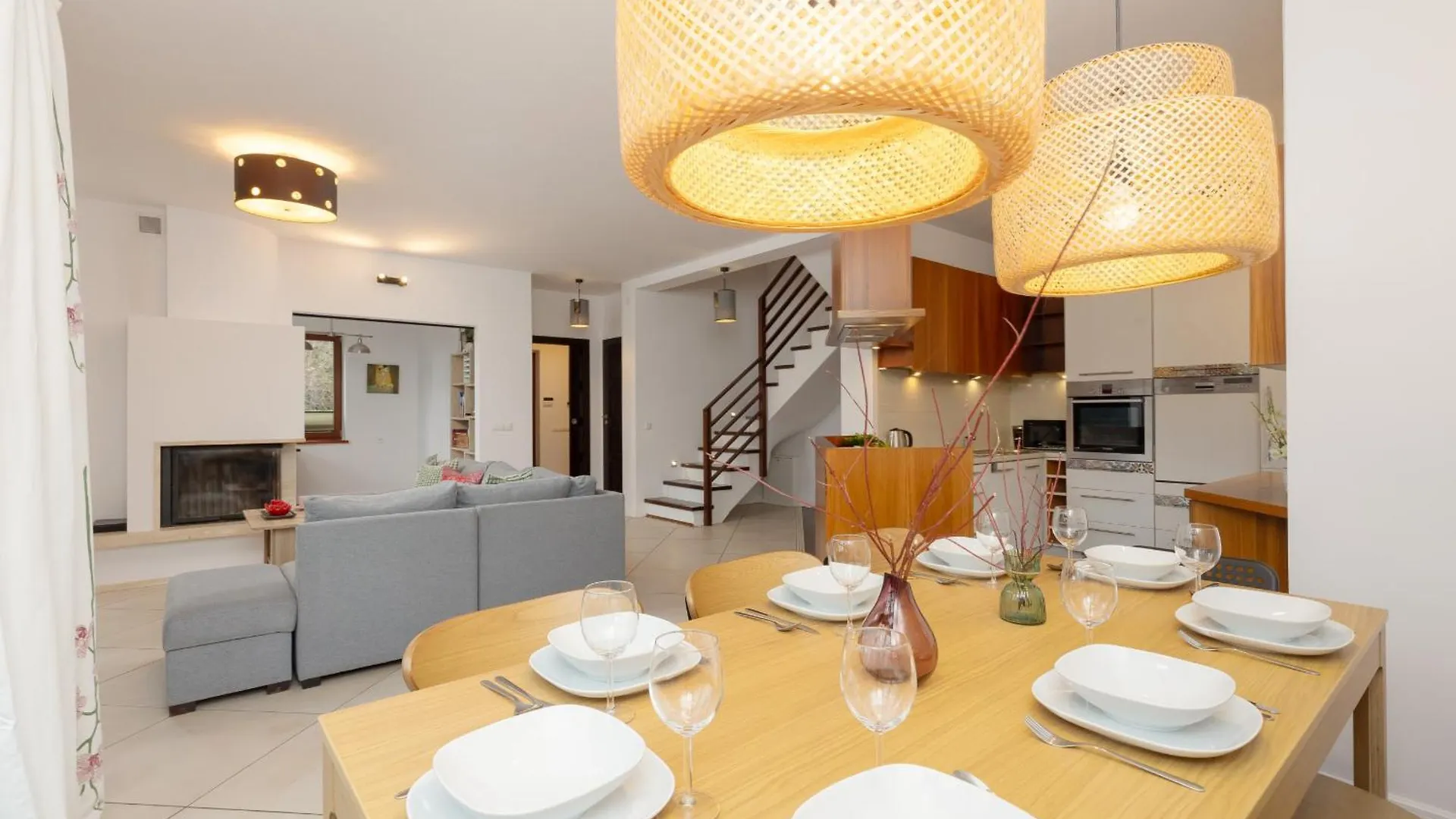 Holiday home Spacious Two-Story 4-Bedroom House With Parking And Garden In Warsaw By Noclegi Renters