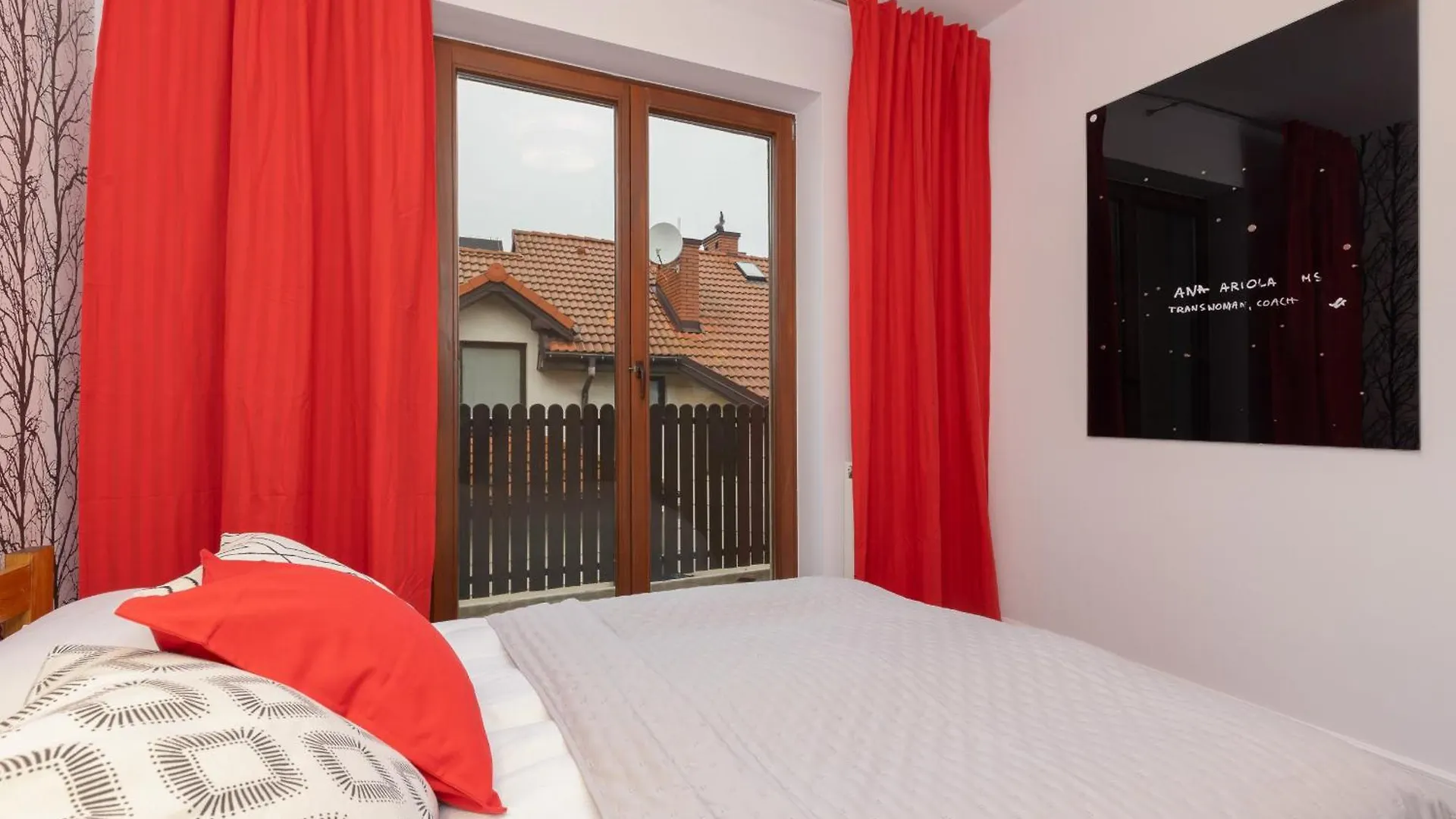 Holiday home Spacious Two-Story 4-Bedroom House With Parking And Garden In Warsaw By Noclegi Renters Poland